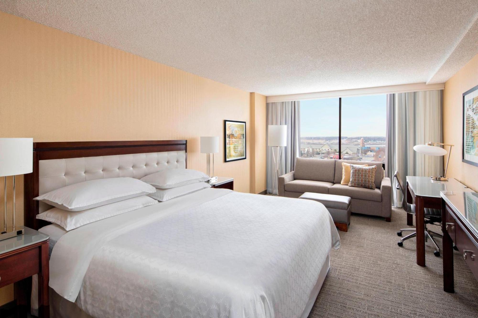 Sheraton West Des Moines Bagian luar foto