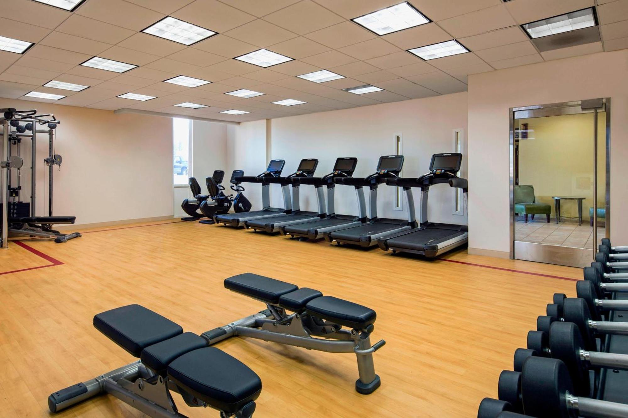 Sheraton West Des Moines Bagian luar foto